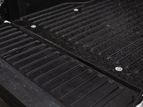 Used 2023 Toyota Tacoma TRD Sport w/ Black Out Package (TMS) image 11