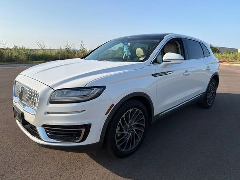 Used 2020 Lincoln Nautilus Reserve w/ Equipment Group 201A FWD image 1
