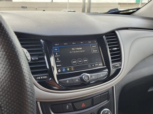 Used 2018 Chevrolet Trax LS w/ LPO, Cargo Package image 25