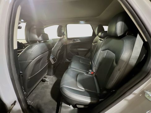 Used 2023 Kia Sportage SX FWD image 18