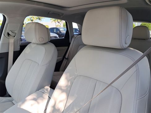 Certified 2024 Audi Q8 e-tron Premium Plus w/ Premium Plus Package image 16