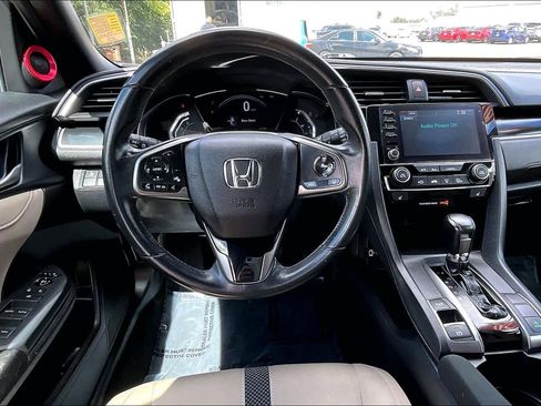 Used 2020 Honda Civic EX image 5
