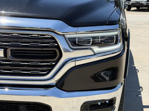 Used 2019 RAM 1500 Limited w/ Advanced Safety Group AWD/4WD image 11