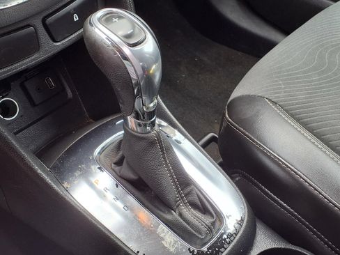 Used 2013 Buick Encore Convenience FWD image 25
