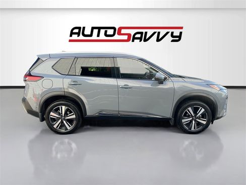 Used 2023 Nissan Rogue Platinum w/ Platinum Premium Package image 8