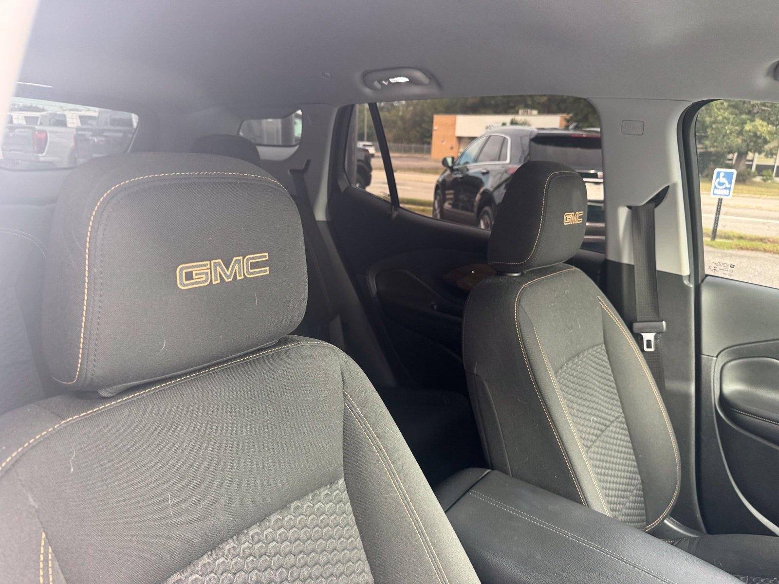Used 2021 GMC Terrain SLE w/ Driver Convenience Package FWD image 30