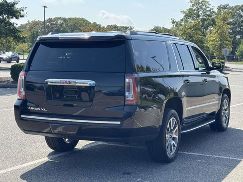 Used 2019 GMC Yukon XL Denali w/ Open Road Package image 5