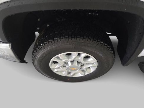 New 2026 Chevrolet Silverado 3500 LT image 25