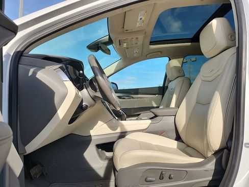 Certified 2022 Cadillac XT5 Premium Luxury image 20