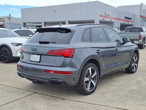 Used 2023 Audi Q5 2.0T Prestige w/ Prestige Package AWD/4WD image 2