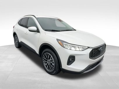 New 2026 Ford Escape SE