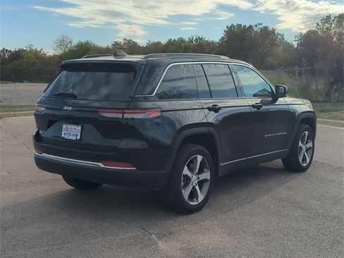 New 2024 Jeep Grand Cherokee Limited 4xe w/ Luxury Tech Group II image 3