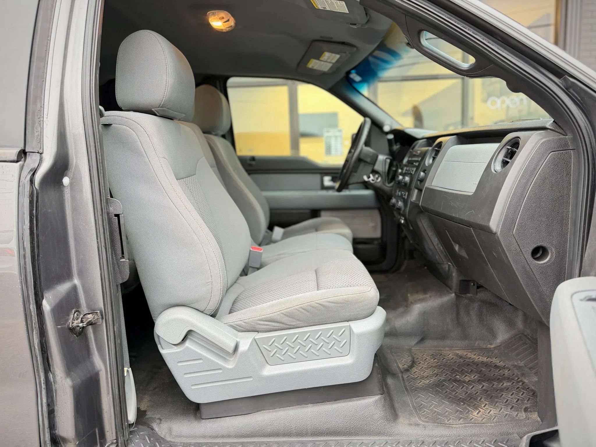 Used 2013 Ford F150 STX w/ Mid Equipment Group AWD/4WD image 15