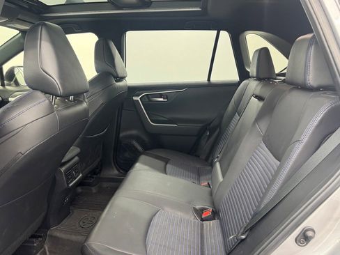 Used 2023 Toyota RAV4 XSE AWD/4WD image 10