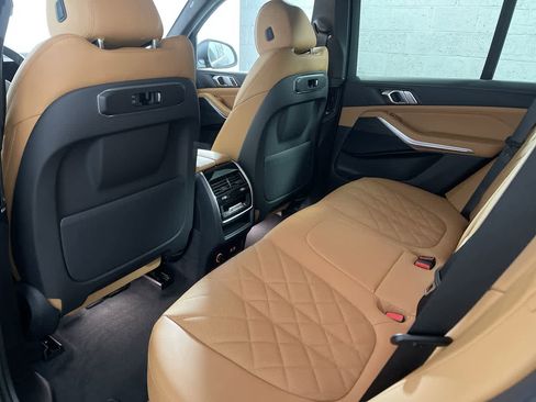 Used 2024 BMW X5 xDrive40i w/ Parking Assistance Package image 13