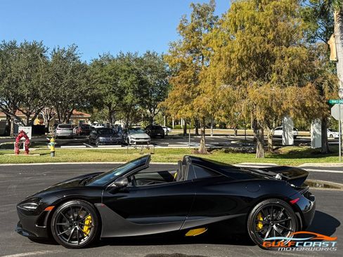 Used 2022 McLaren 720S Performance image 39