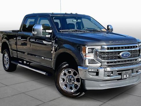 Used 2020 Ford F250 Lariat w/ Lariat Ultimate Package image 3