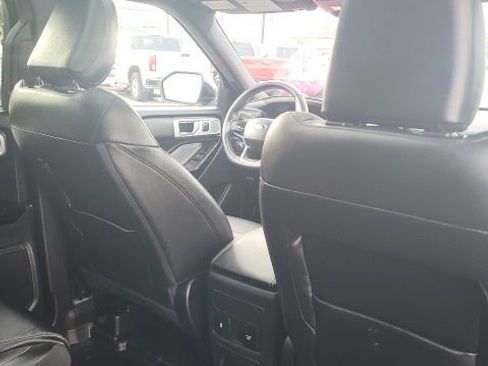 Used 2022 Ford Explorer ST w/ ST Street Pack image 25