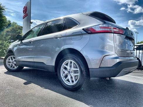 Used 2021 Ford Edge SEL w/ Convenience Package AWD/4WD image 6