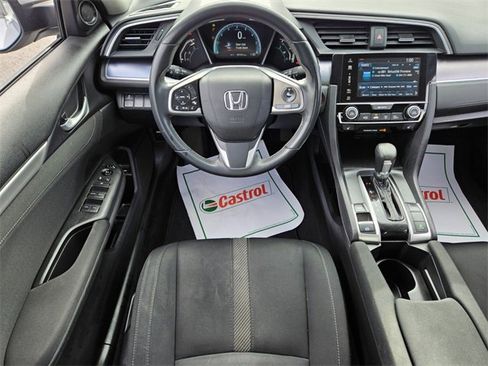 Used 2018 Honda Civic EX-T image 10