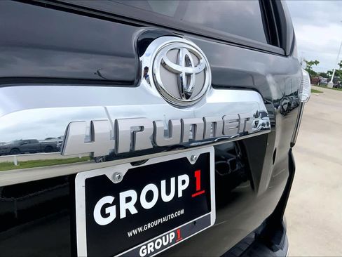 Used 2022 Toyota 4Runner Limited RWD image 30