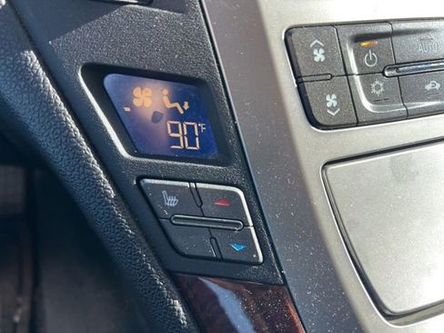 Used 2012 Cadillac CTS Luxury image 21