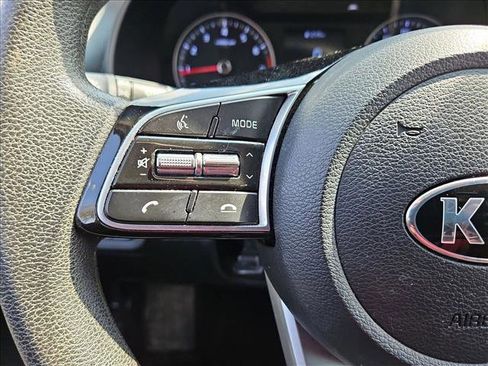 Used 2021 Kia Forte LXS FWD image 22