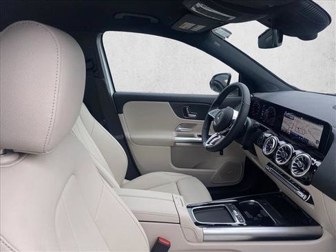 New 2025 Mercedes-Benz GLA 250 image 26