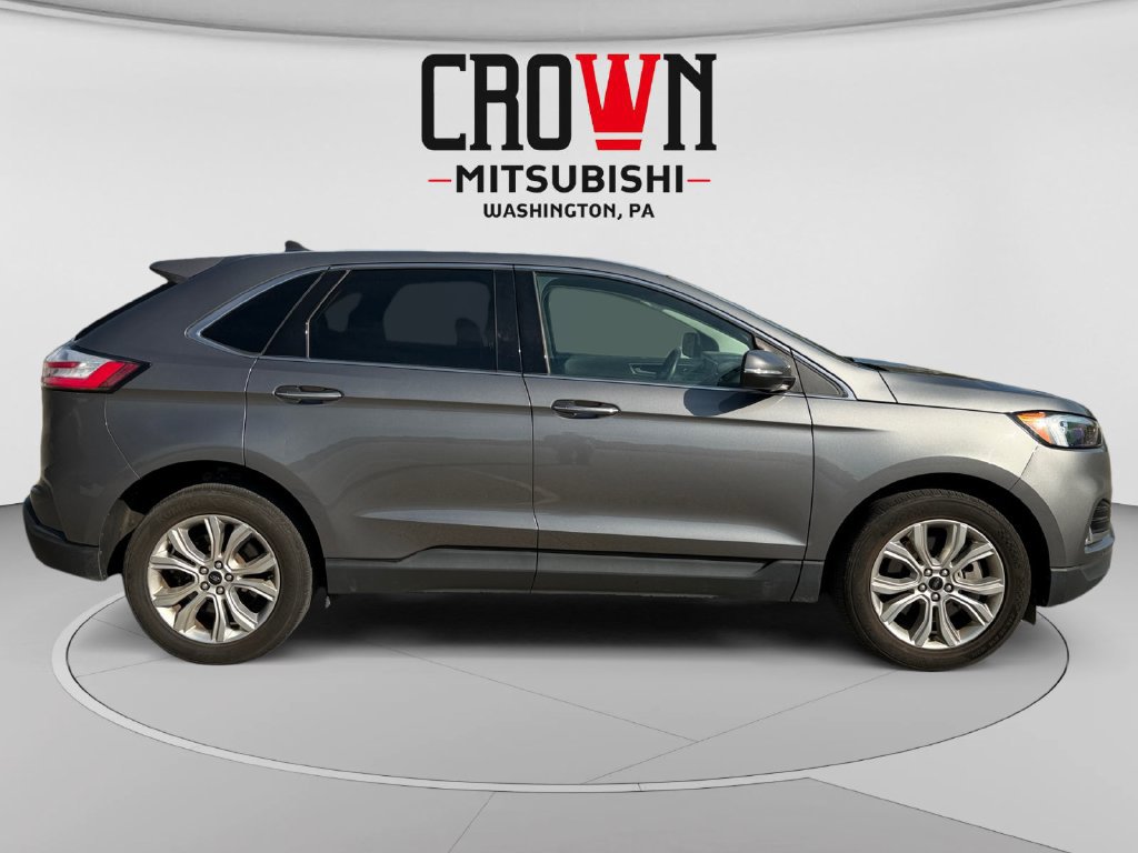 Used 2024 Ford Edge Titanium AWD/4WD image 2