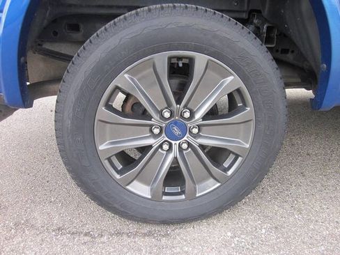 Used 2018 Ford F150 Lariat w/ Equipment Group 502A Luxury AWD/4WD image 21