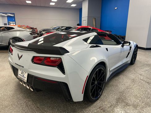 Used 2018 Chevrolet Corvette Grand Sport w/ Carbon 65 Edition RWD image 9