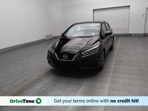 Used 2022 Nissan Versa SR image 1