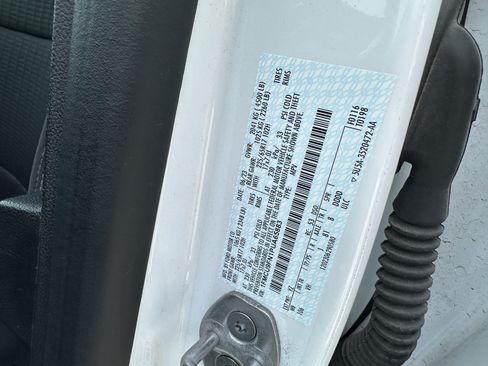 Used 2023 Ford Escape AWD image 9