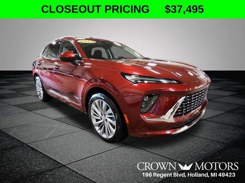 Certified 2024 Buick Envision Avenir image 1