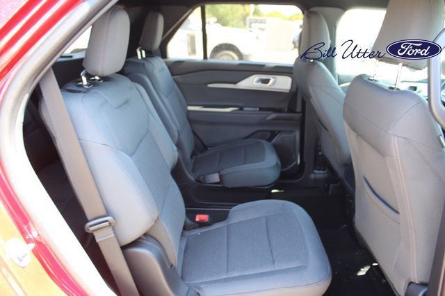 New 2027 Ford Explorer Active RWD image 8