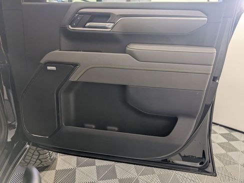 Certified 2024 Chevrolet Silverado 2500 ZR2 image 33