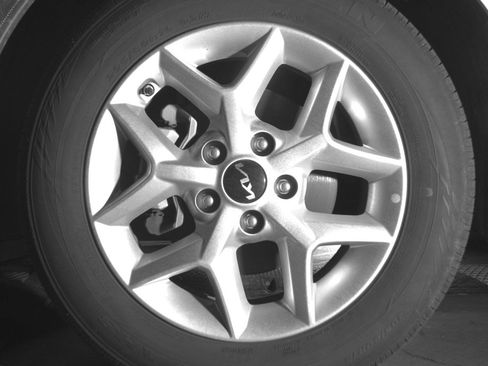 Used 2025 Kia Soul LX w/ LX Technology Package FWD image 12