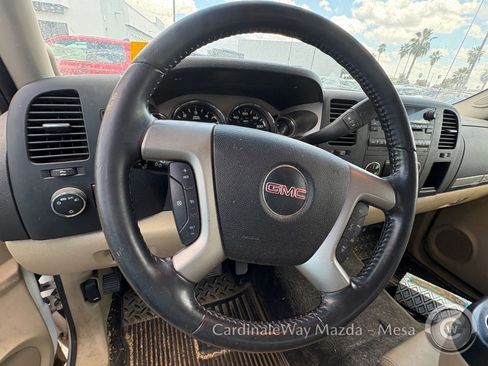 Used 2009 GMC Sierra 2500 SLE w/ Convenience Package image 8