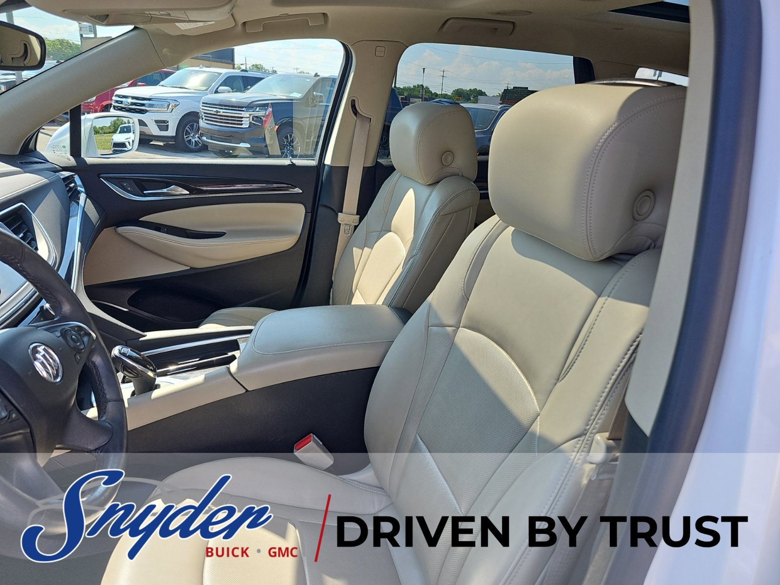 Used 2018 Buick Enclave Premium FWD image 10