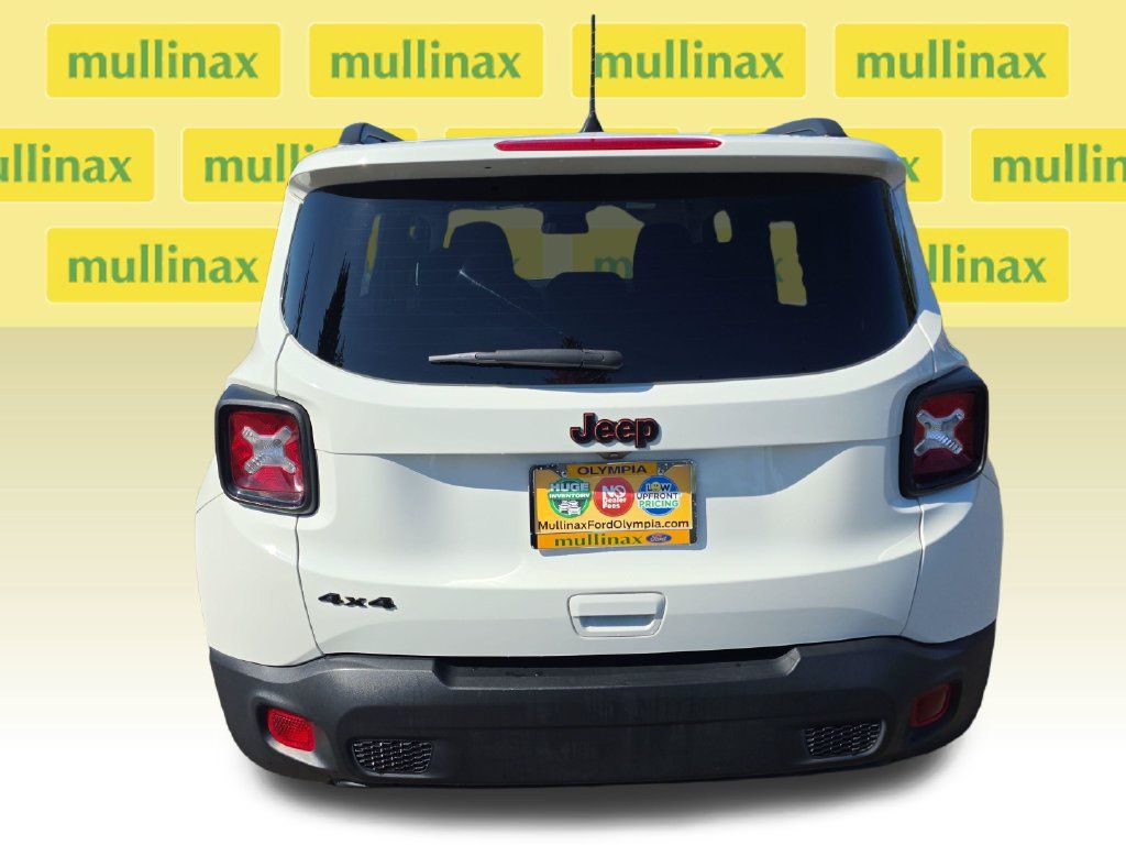Used 2020 Jeep Renegade Latitude AWD/4WD image 31