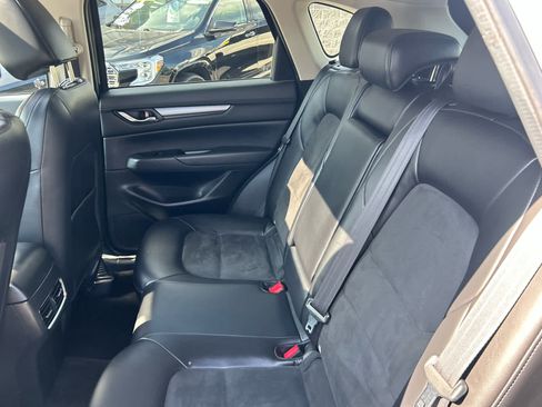 Used 2018 MAZDA CX-5 Touring w/ Preferred Equipment Package AWD/4WD image 23