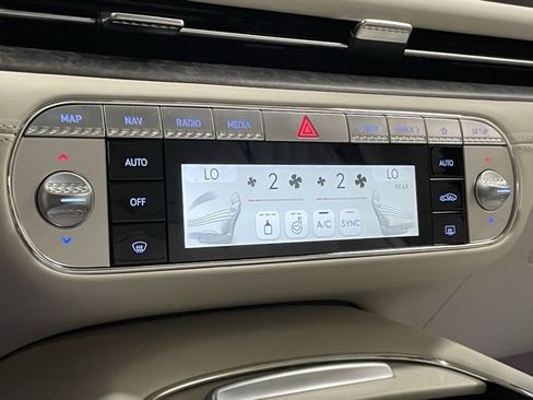 New 2025 Genesis G90 3.5T image 20