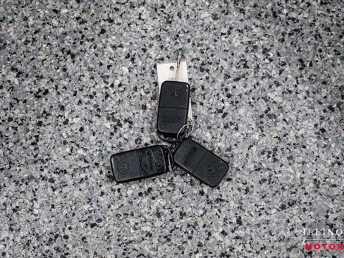 Used 2001 Mercedes-Benz SL 500 image 35