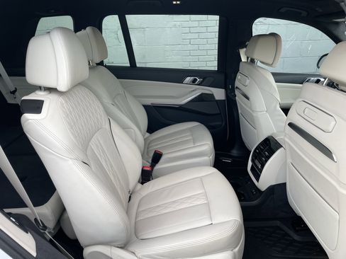 Used 2024 BMW X7 M60i w/ Executive Package image 31