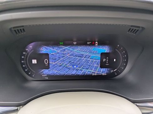 Certified 2023 Volvo XC60 B6 Ultimate w/ Protection Package Premier AWD/4WD image 19