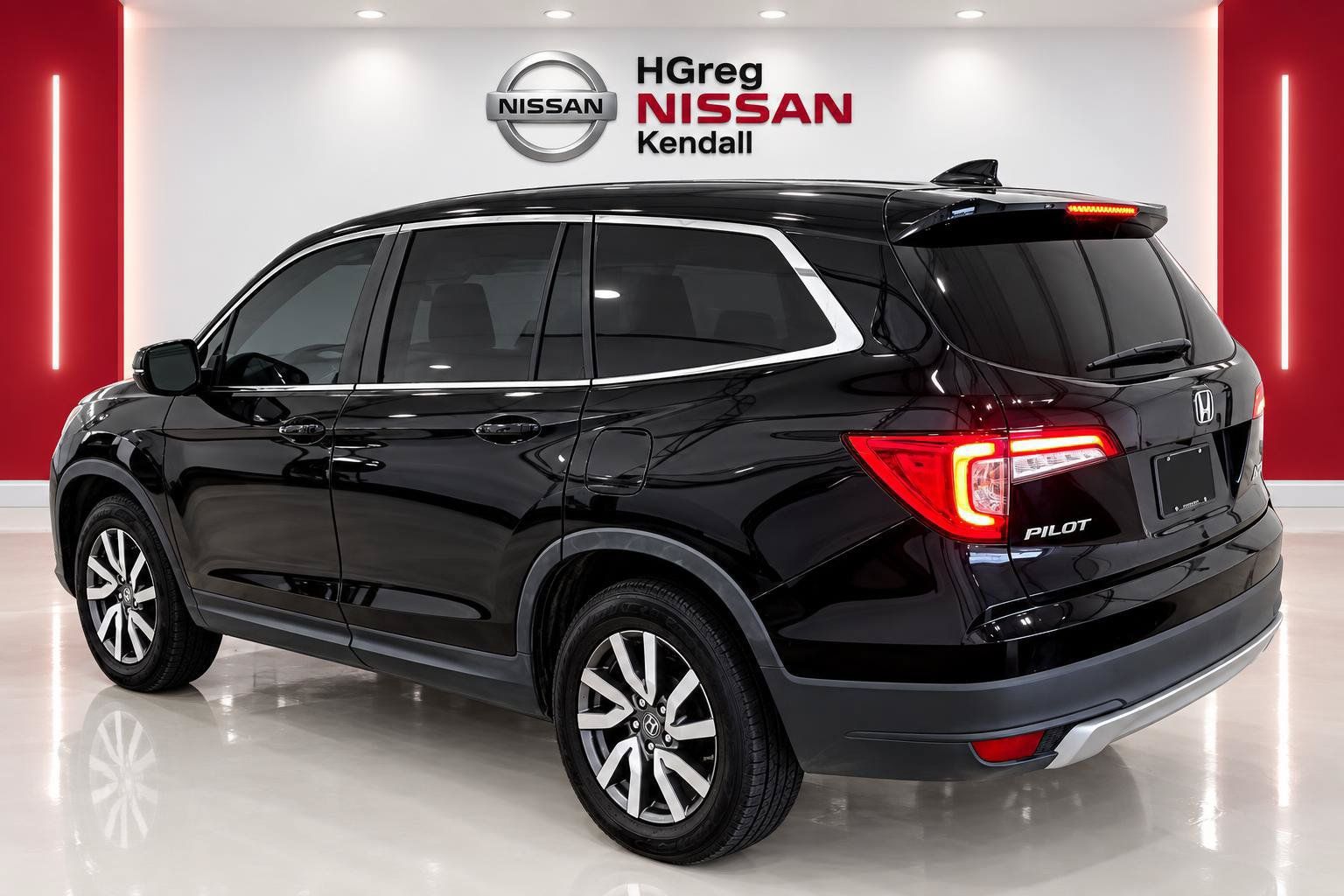 Used 2021 Honda Pilot EX-L image 2