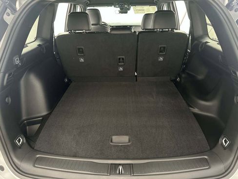 New 2025 Jeep Grand Cherokee Limited image 25