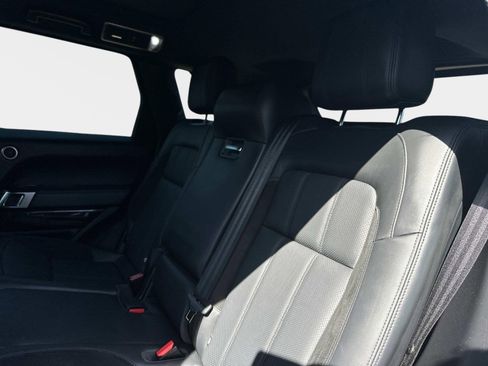 Used 2021 Land Rover Range Rover Sport HST image 15