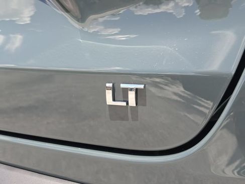 New 2026 Chevrolet Trax LT w/ LT Convenience Package FWD image 12