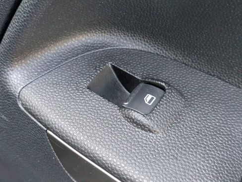 Certified 2020 Ford EcoSport SE w/ SE Convenience Package image 34